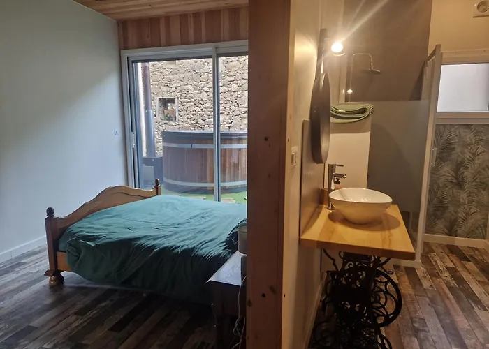 Casa vacanze Des Catalpas Vollore-Ville